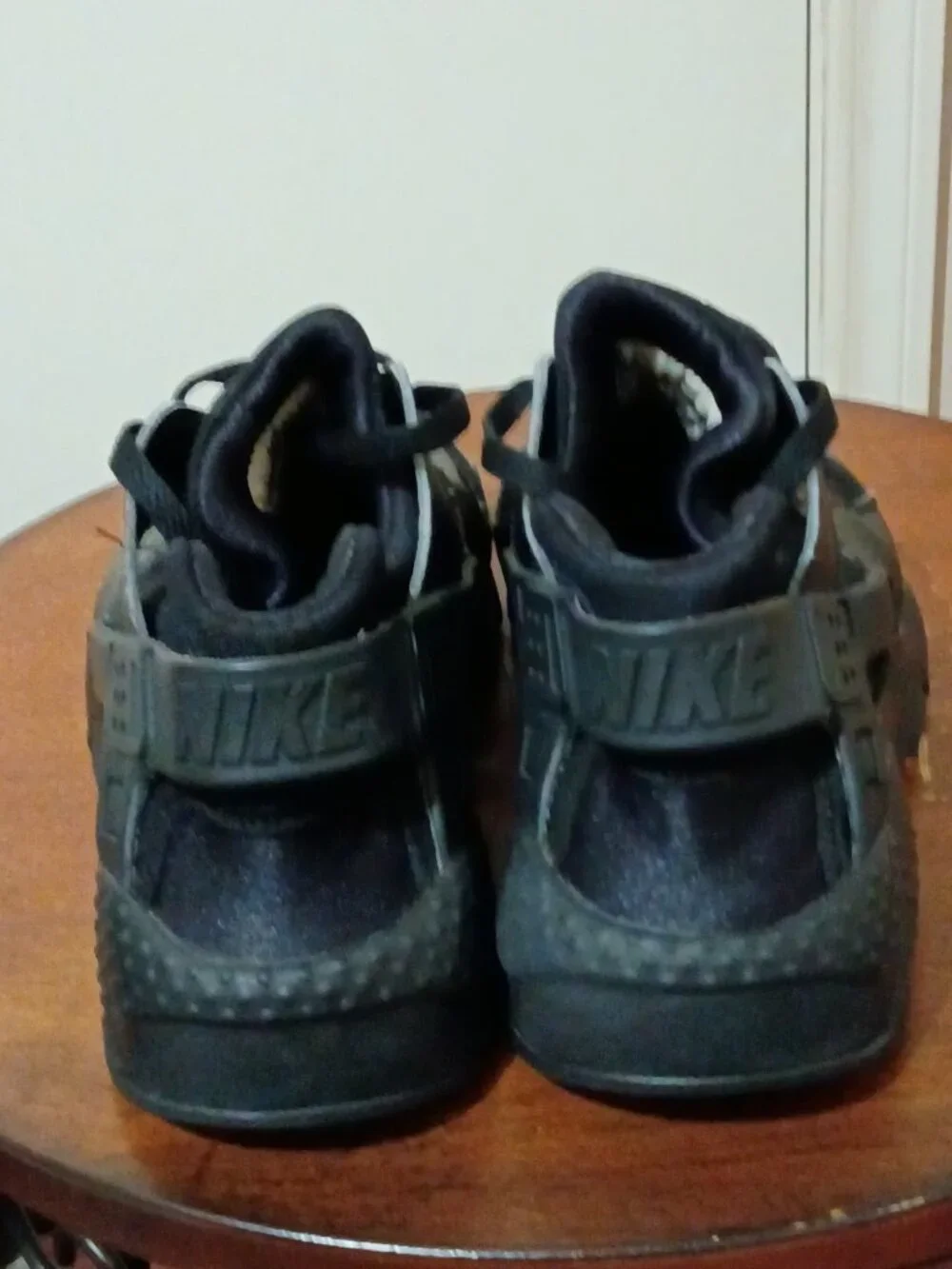 Nike Huarache Run Shoes Youth Size 7Y Kids Black Athletic Sneakers 654275-016